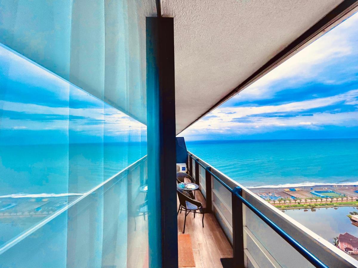Marvella Orbi City Sea View Батуми Екстериор снимка