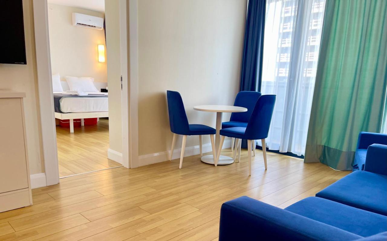 Marvella Orbi City Sea View Батуми Екстериор снимка