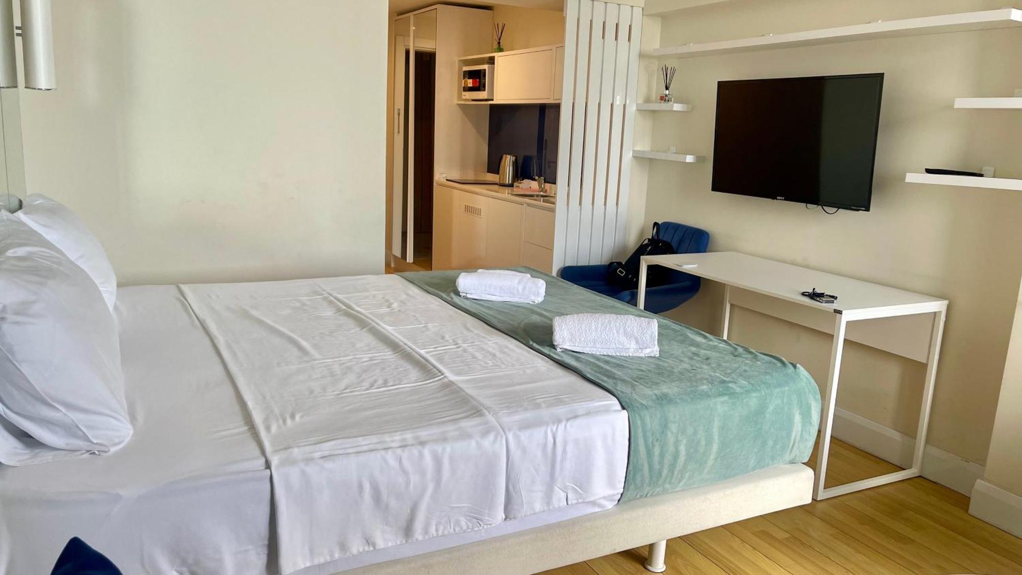 Marvella Orbi City Sea View Батуми Екстериор снимка