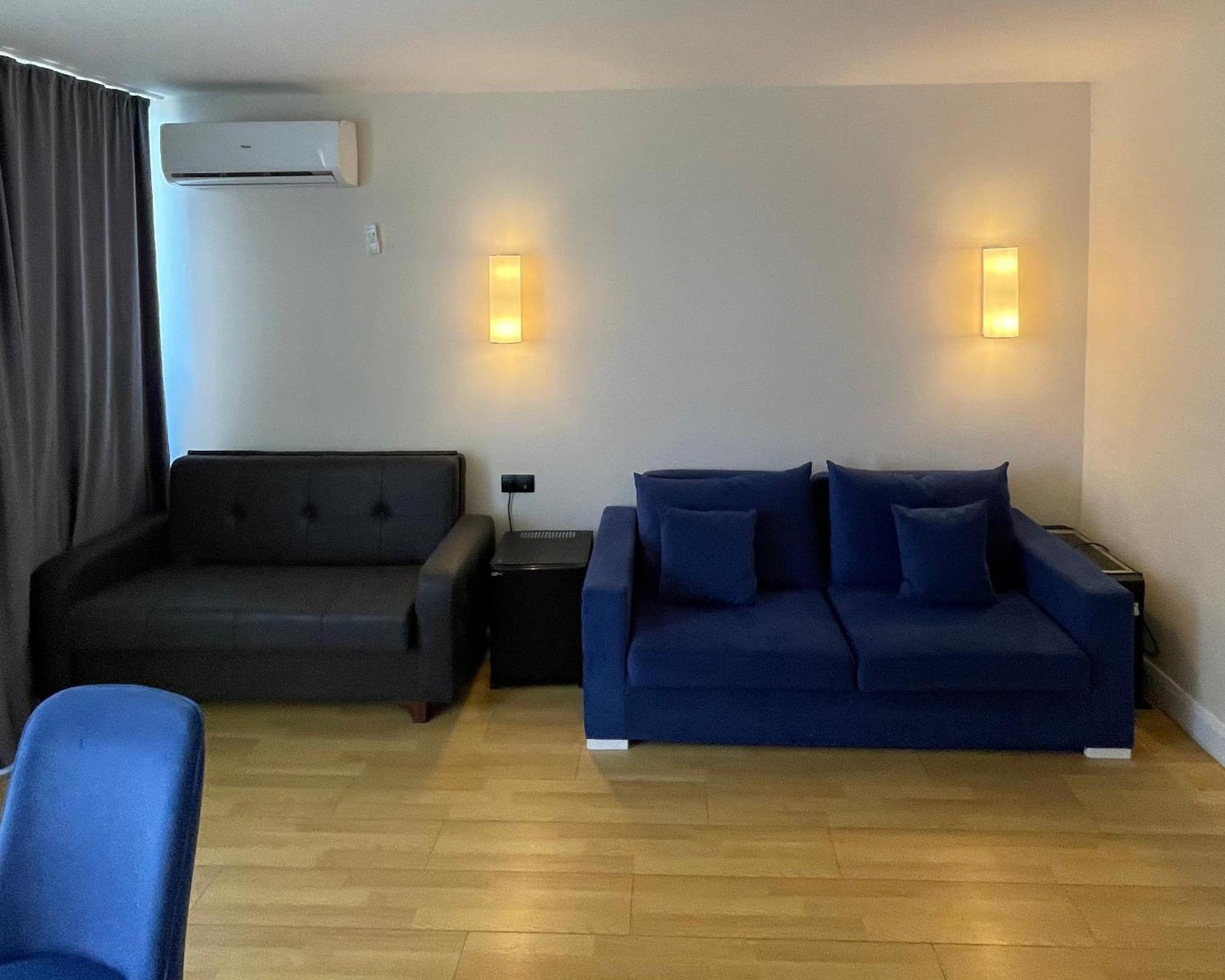 Marvella Orbi City Sea View Батуми Екстериор снимка