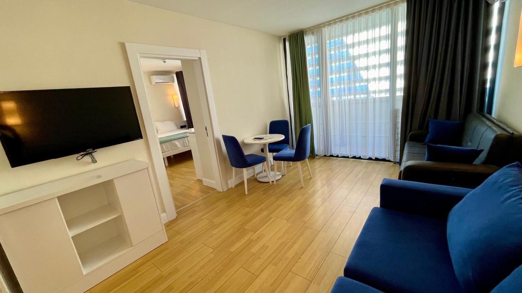 Marvella Orbi City Sea View Батуми Екстериор снимка