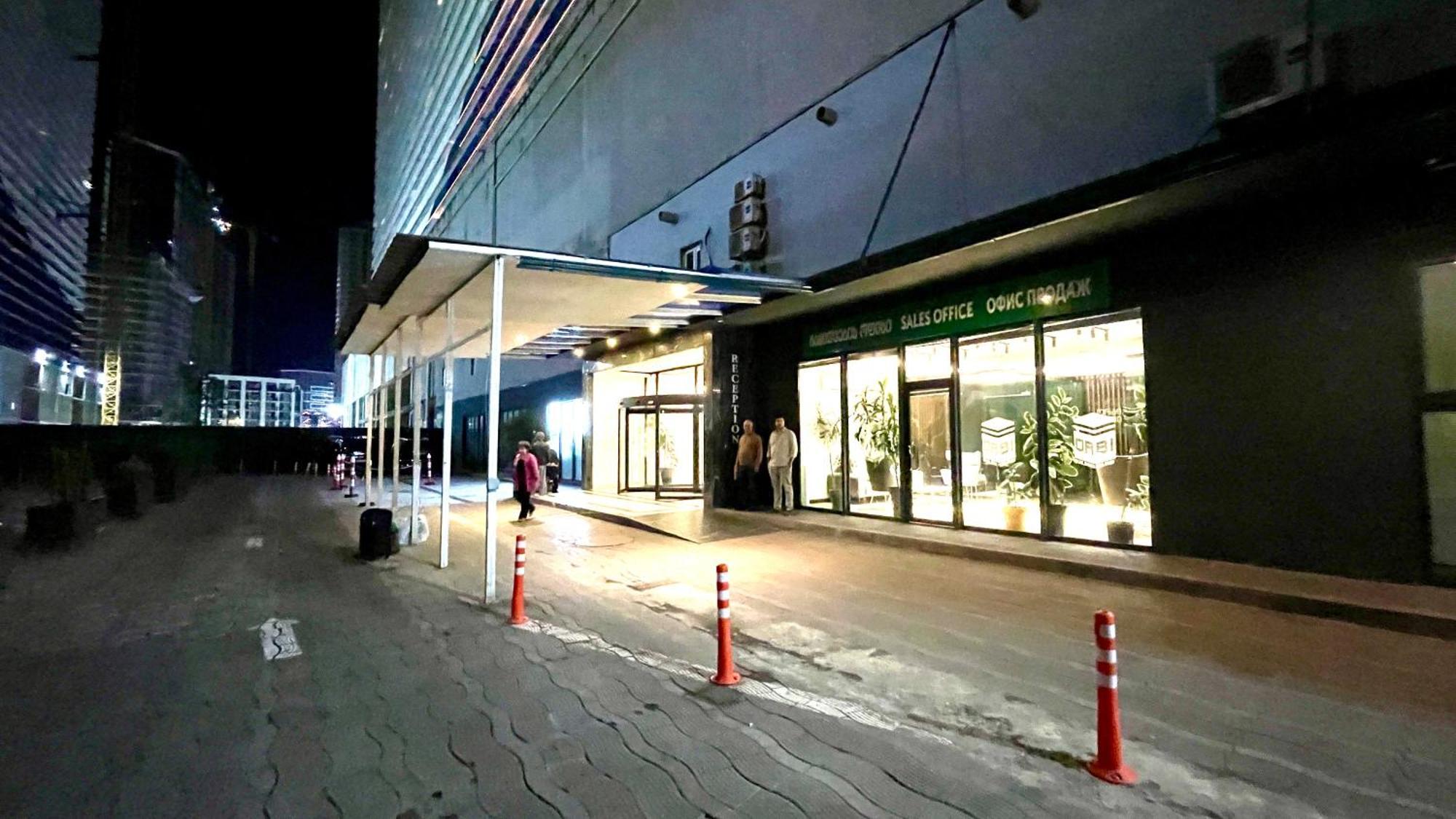 Marvella Orbi City Sea View Батуми Екстериор снимка